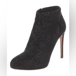 Rupert Sanderson Suede Patterened Embossed Heeled Ankle Boot in black Size 9